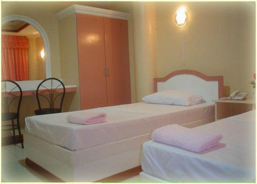 Buen Bella Pension House Тагбиларан Сити Екстериор снимка