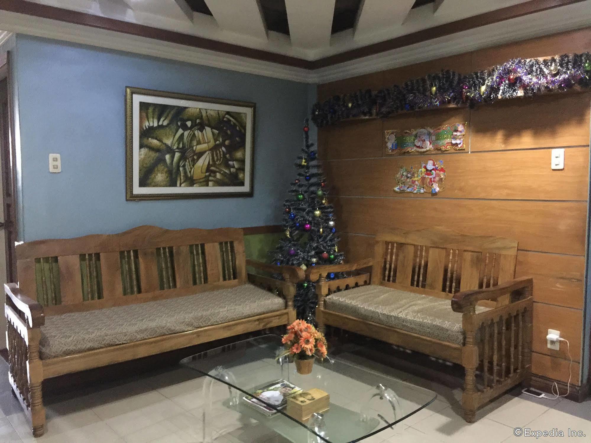 Buen Bella Pension House Тагбиларан Сити Екстериор снимка